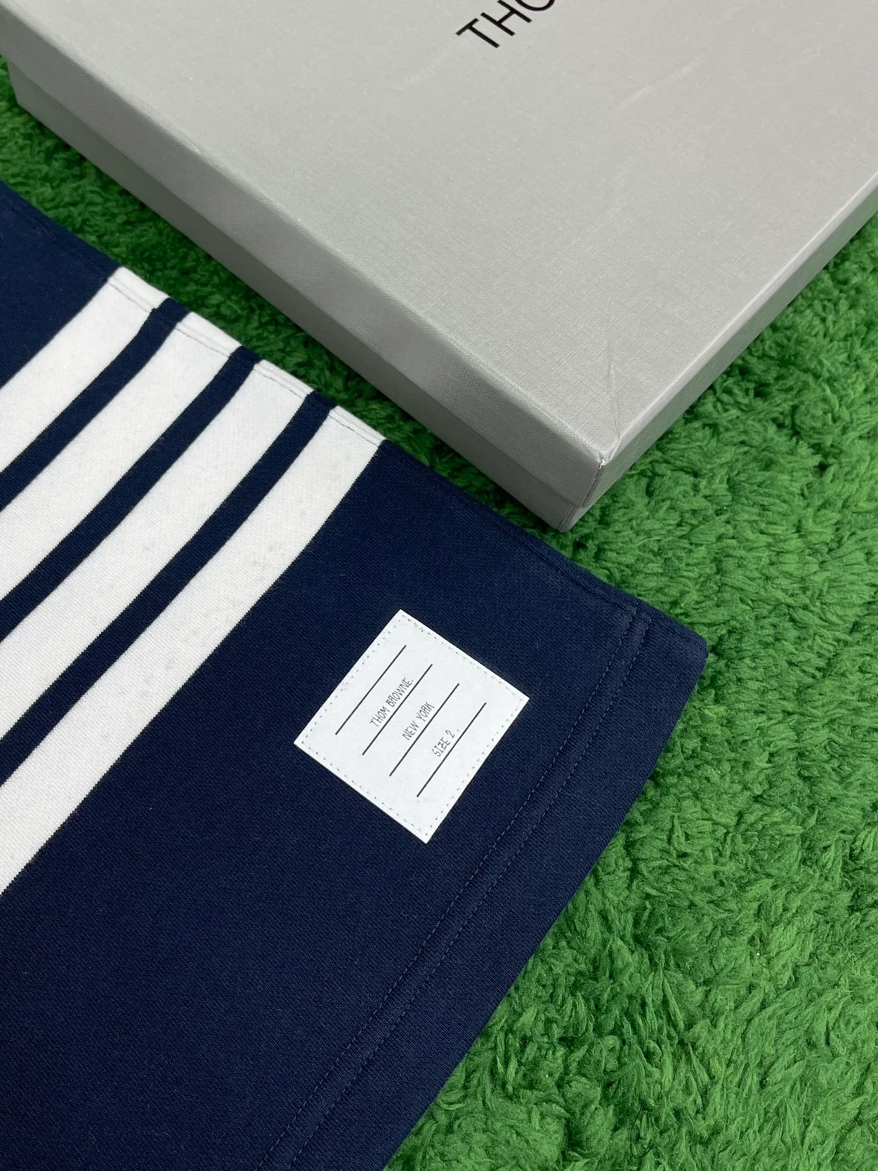 톰브라운 네이비 코튼 루프백 니트 엔지니어 4-바 스트라이프 쇼츠