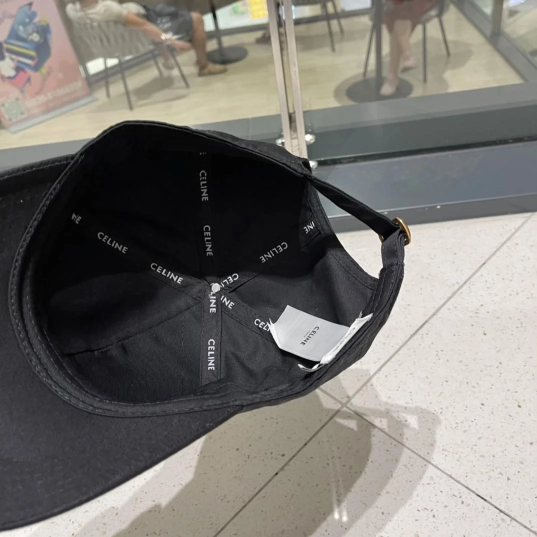 셀린느 블랙 베이스볼 캡