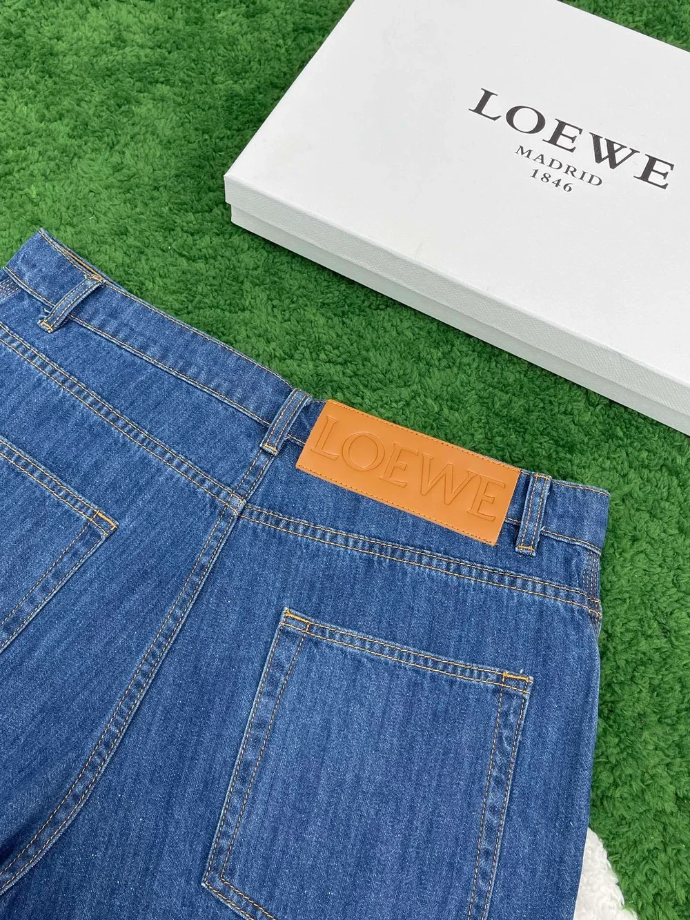 로에베 데님 파이 포켓 쇼츠