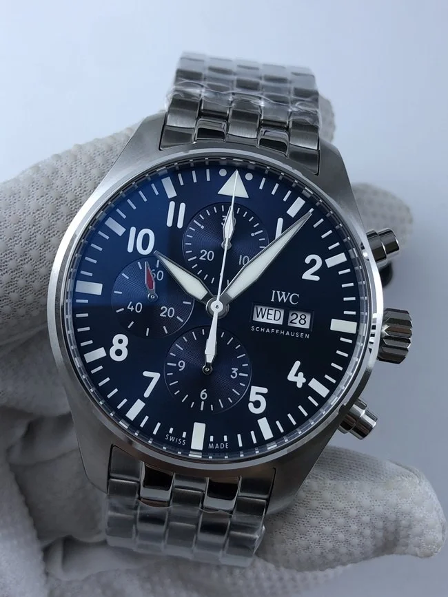 IWC 파일럿 크로노그래프 어린왕자 에디션