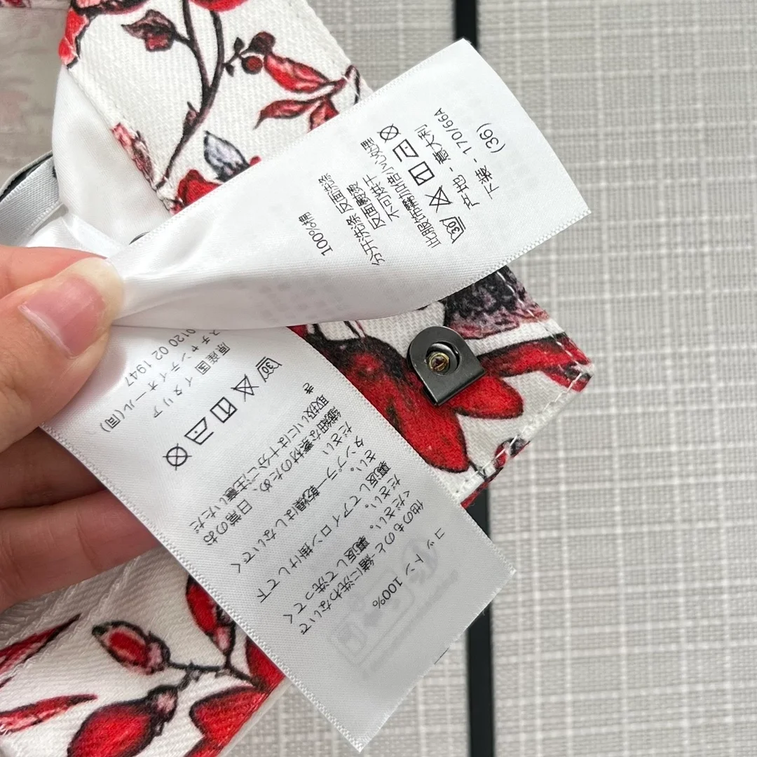 디올 토일 드 주이 멕시코 화이트 데님 쇼츠