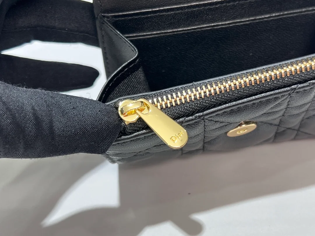 디올 My Dior Glycine 지갑 블랙 까나쥬