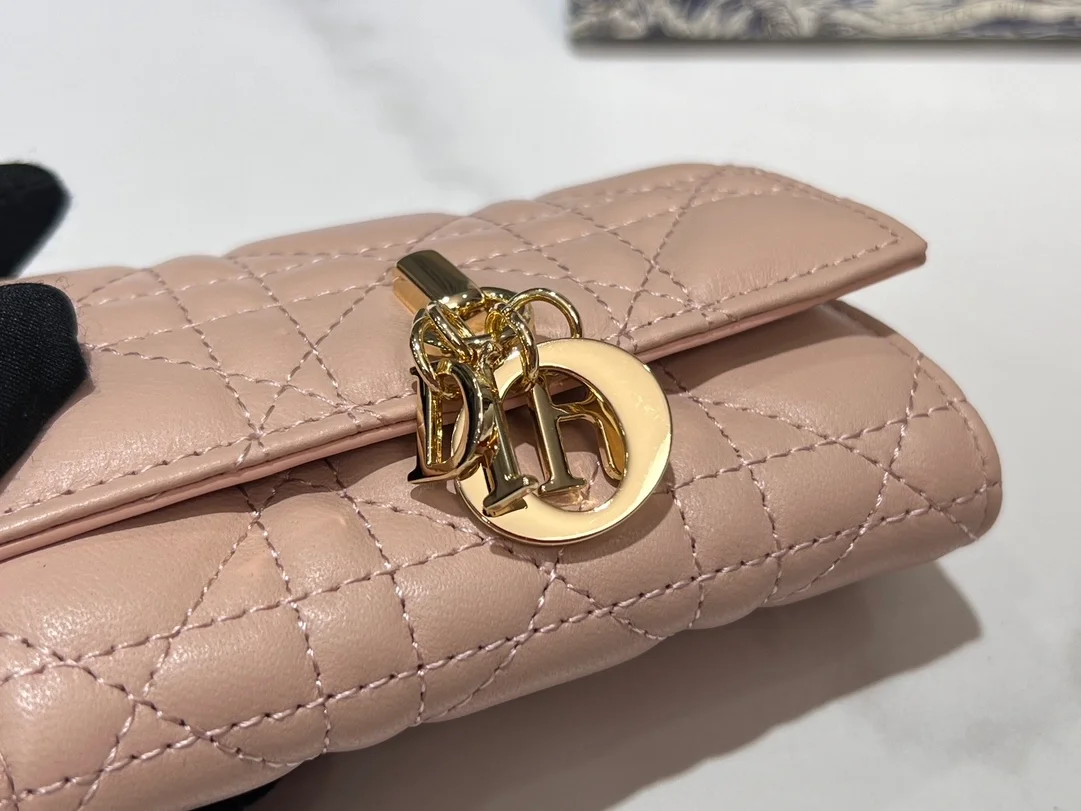 디올 MY Dior Glycine 월릿 파우더 핑크