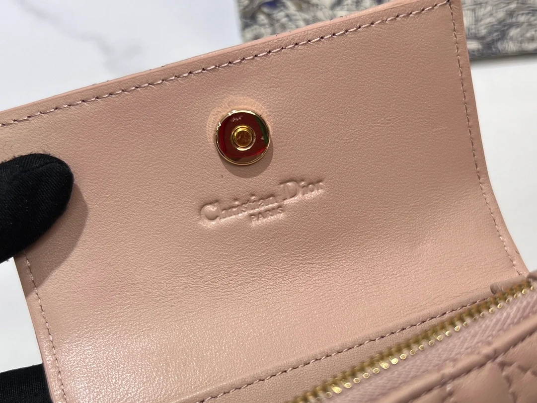 디올 MY Dior Glycine 월릿 파우더 핑크