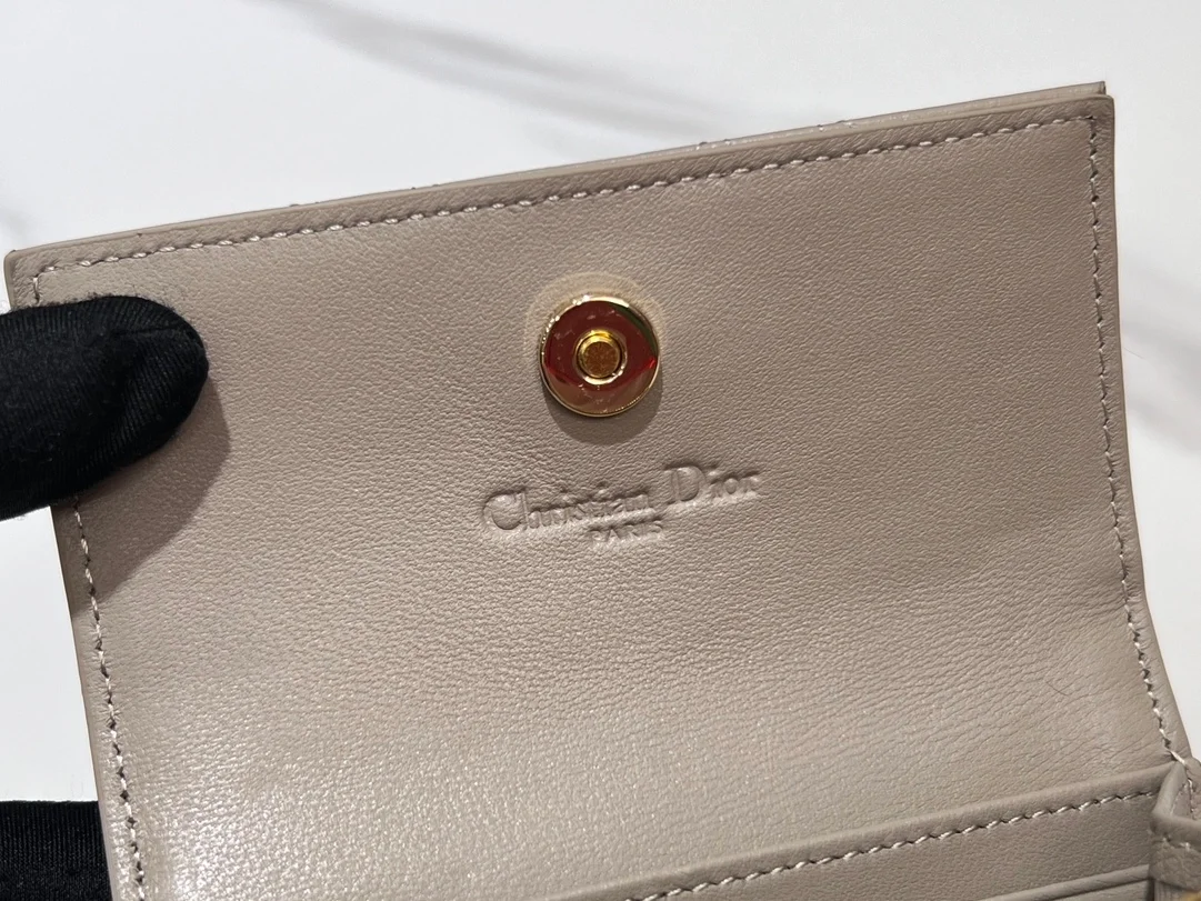디올 My Dior Glycine 월릿 파우더 베이지