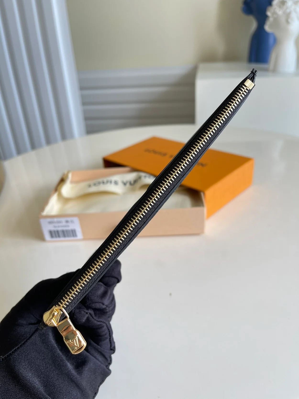 루이비통 슬림 퍼스 M80390