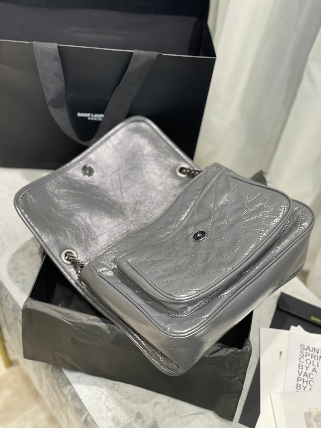 생로랑 빈티지 니키 미디움백 그레이