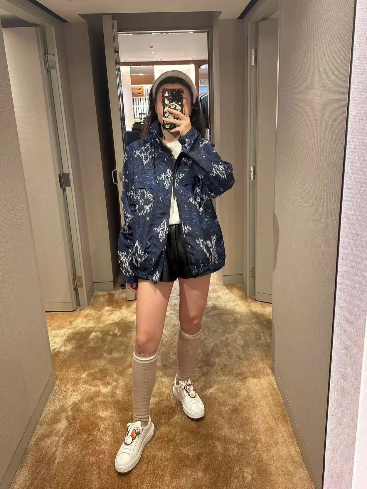 루이비통 25ss 바람막이
