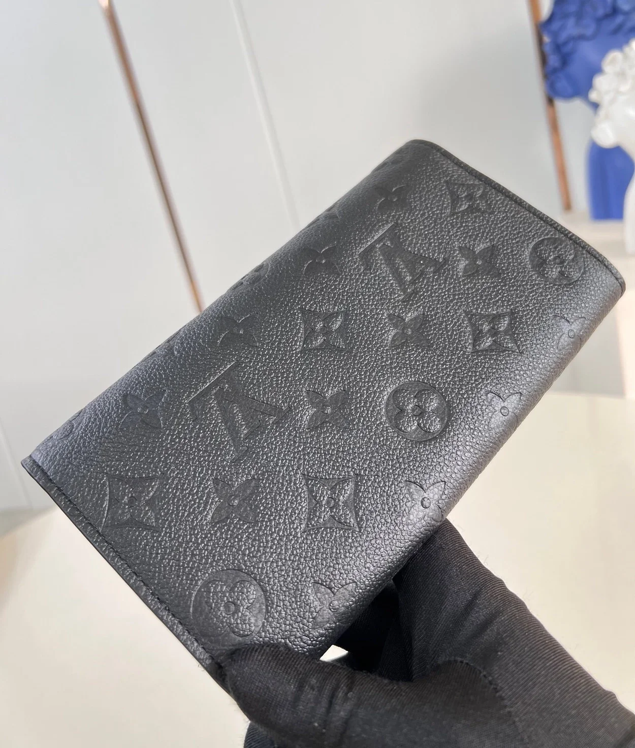 루이비통 사라 월릿 모노그램 앙프렝뜨 M82638