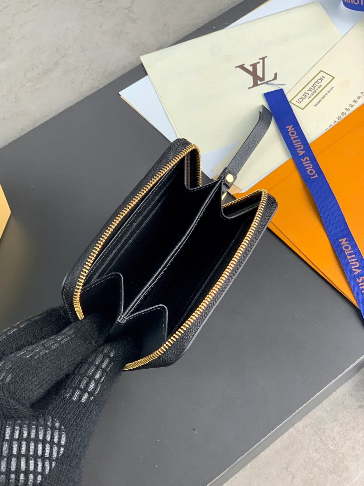루이비통 지피 코인 퍼스 M60574