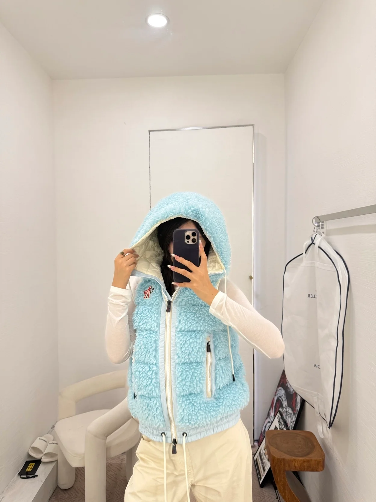 몽클레어 테디 패디드 조끼 블루