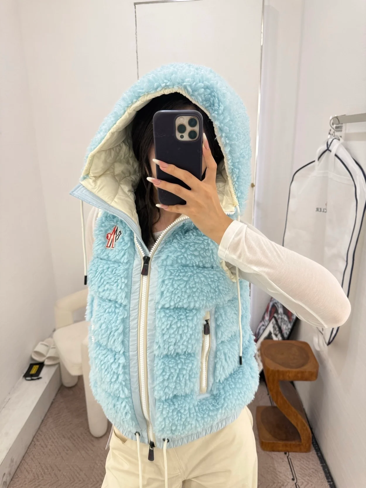 몽클레어 테디 패디드 조끼 블루