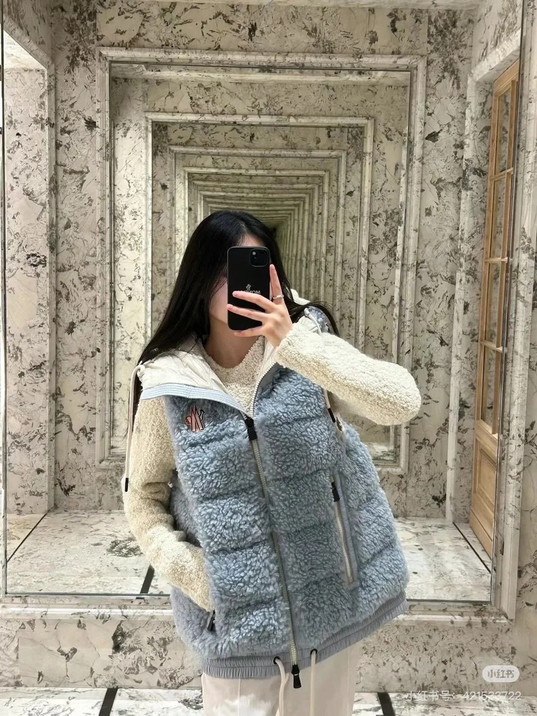 몽클레어 테디 패디드 조끼 블루