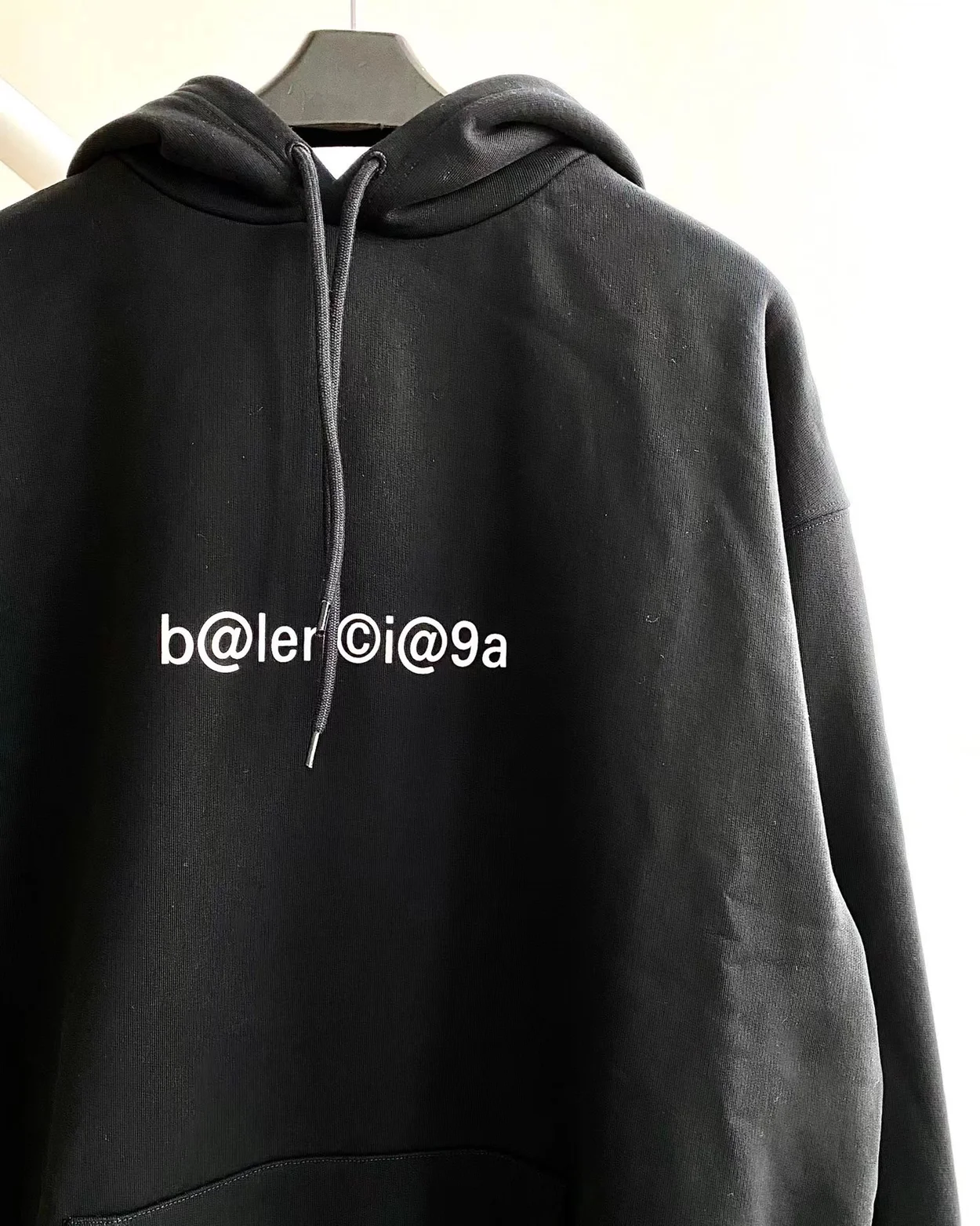 발렌시아가 라지 핏 심볼릭 후디 블랙
