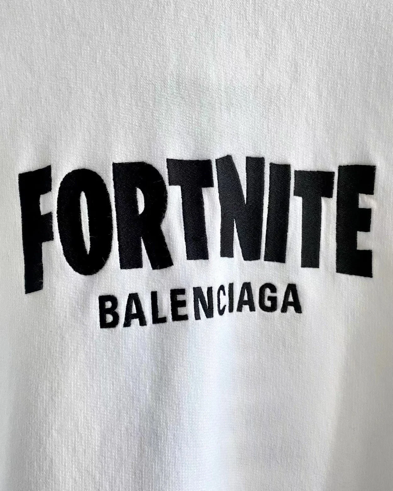 발렌시아가 x FORTNITE 2021 미디엄 핏 후디 화이트
