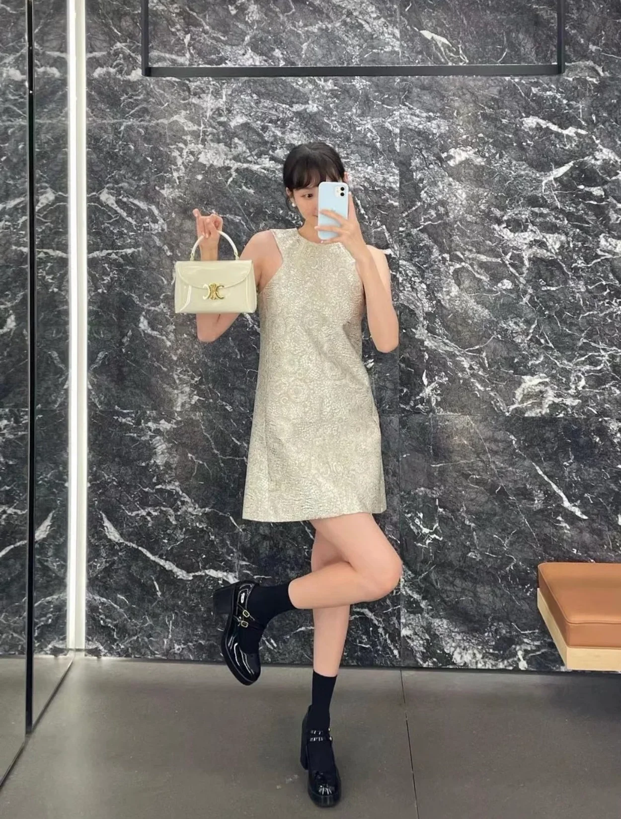 셀린느 미니 루렉스 부티 드레스