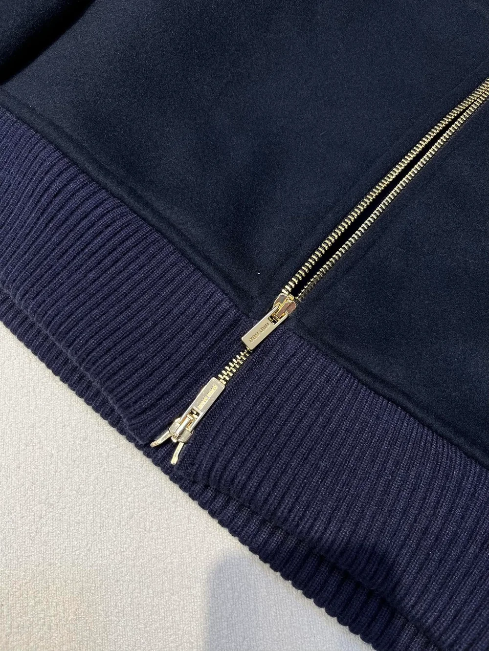 미우미우 클로스 후디 자켓