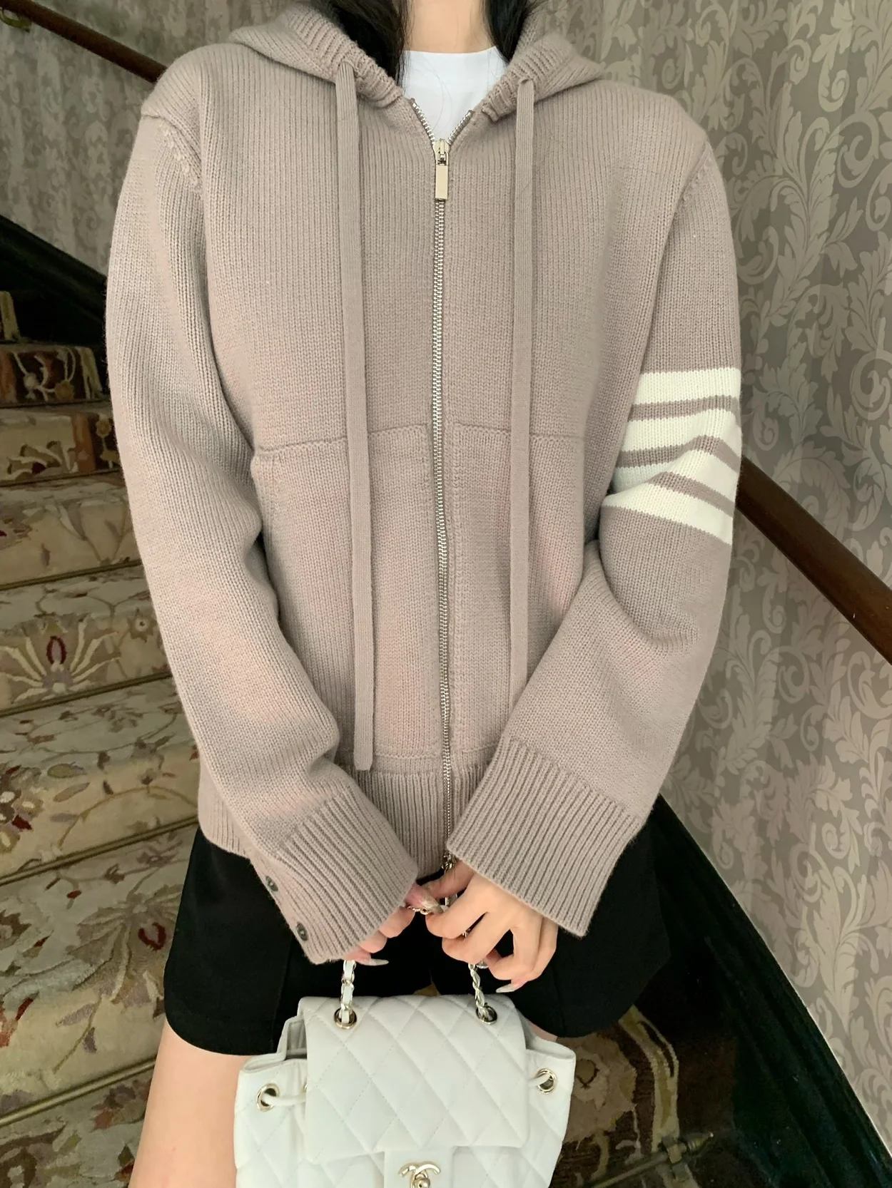 톰브라운 인타르시아 버전 울 집업 후디 베이지