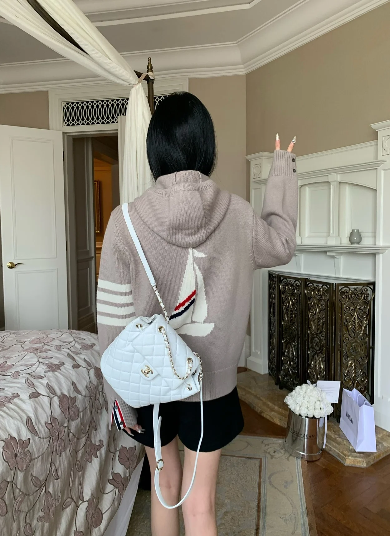 톰브라운 인타르시아 버전 울 집업 후디 베이지