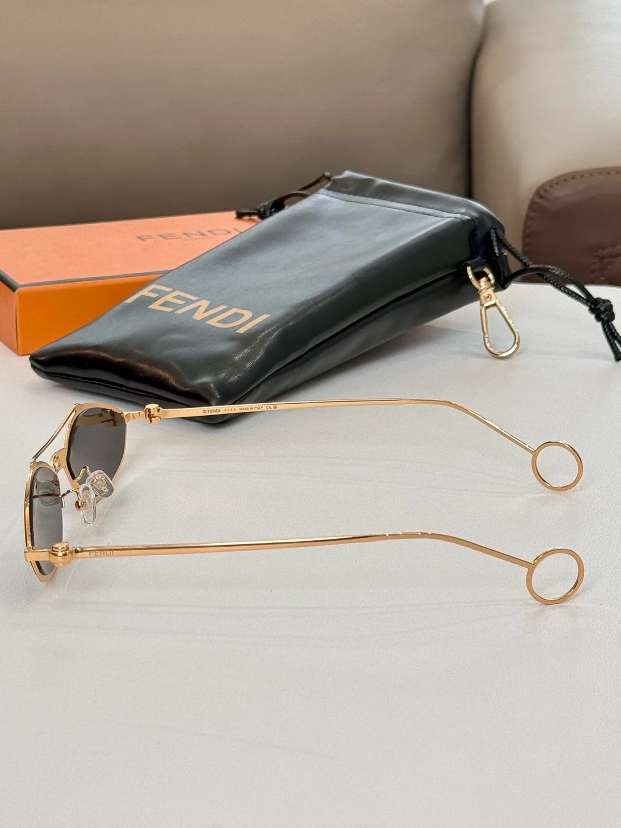 펜디 Cat-eye metal sunglasses (7color)