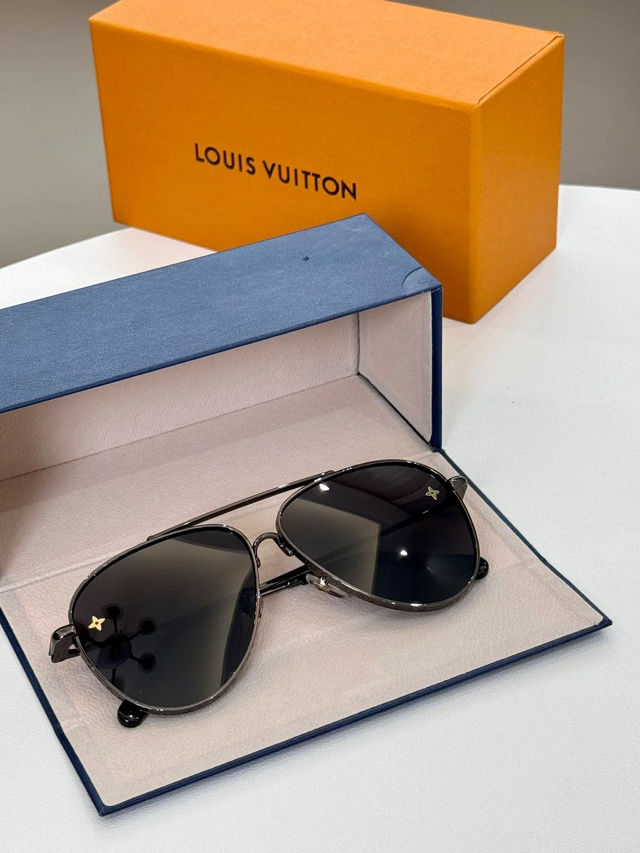 루이비통 The LV Pilot Sunglasses Z21619U (8color)
