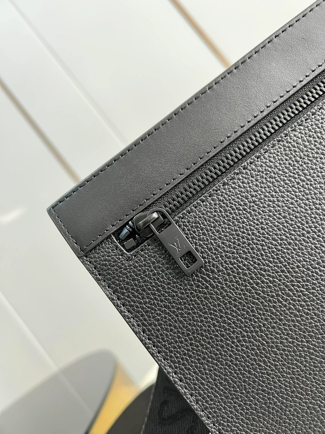 루이비통 보야주 메신저 M59329