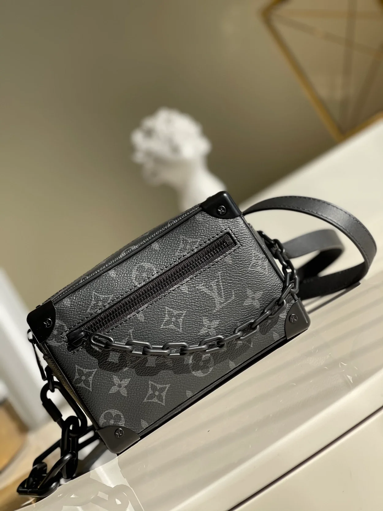 루이비통 미니 소프트 트렁크 M44735