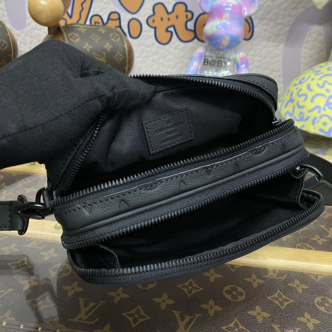 루이비통 나노 알파 모노그램 백 M82542