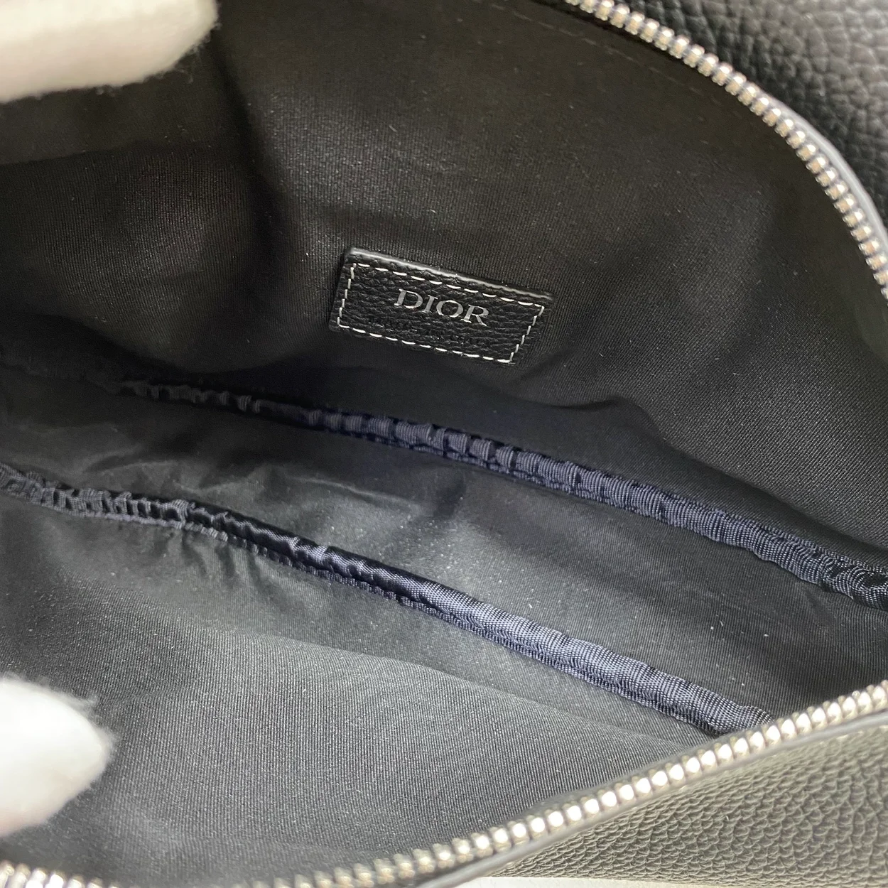 디올 Saddle 백 블랙 그레인 송아지 가죽