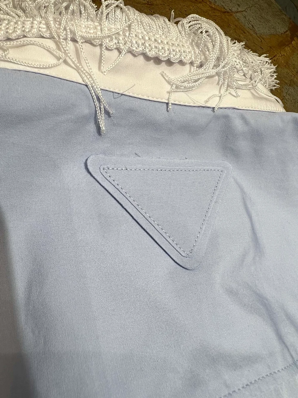 프라다 프린지 카라 코튼 셔츠