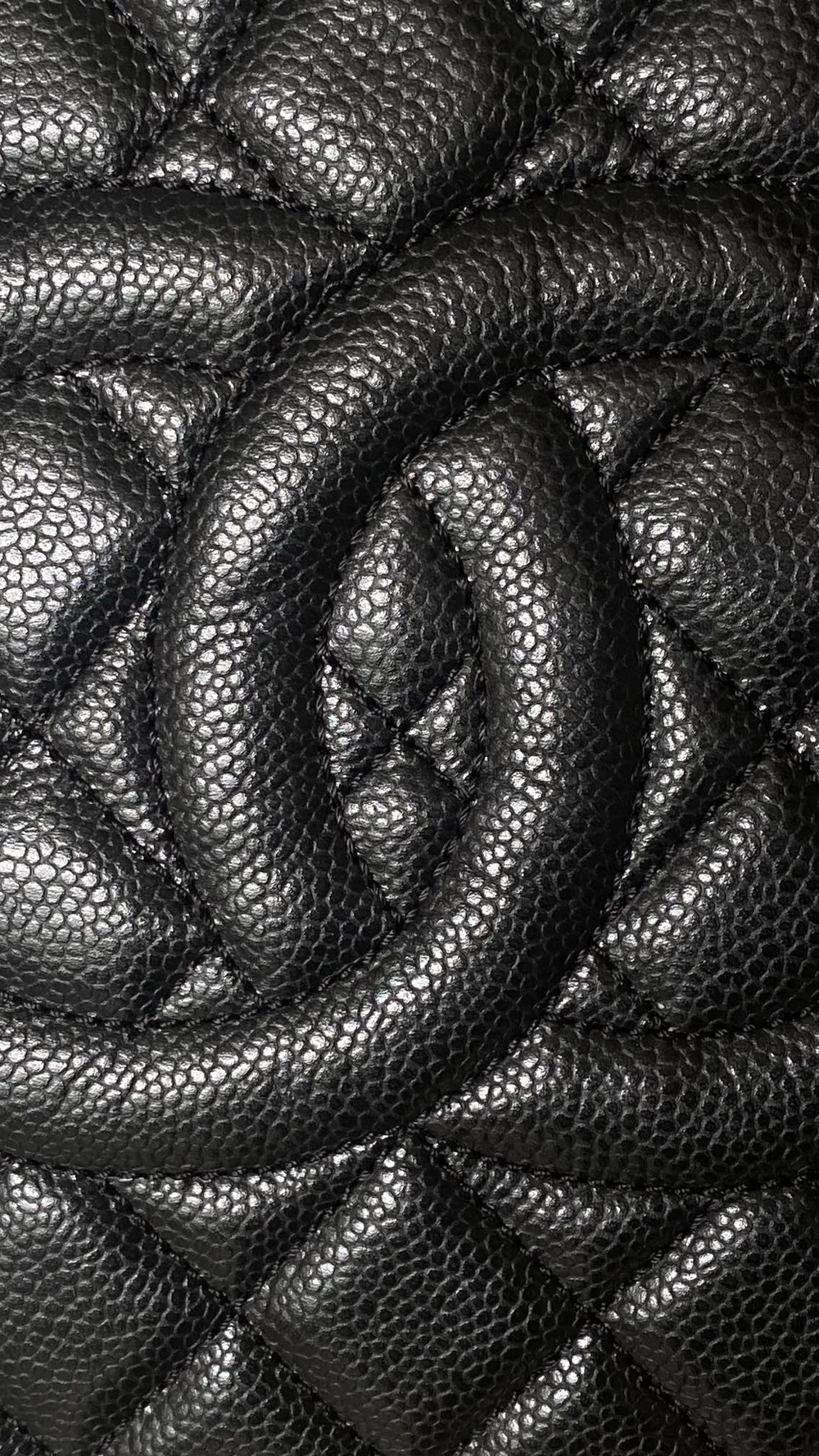 샤넬 그랜드 샤핑 캐비어 숄더백 (2color)
