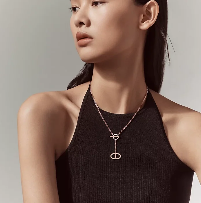까르띠에 체인 d'ancre Contour 펜던트 목걸이