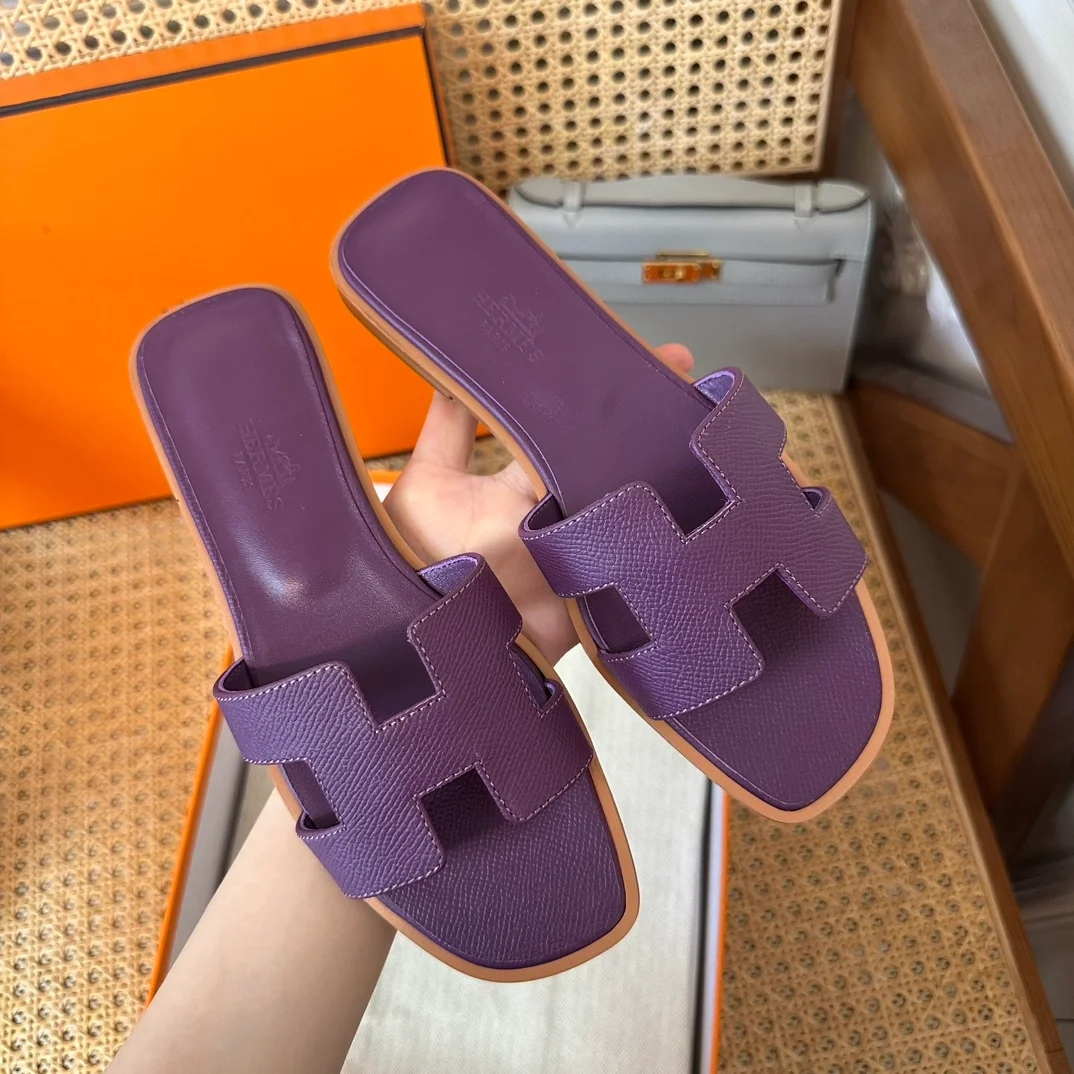 에르메스 오아시스 샌들 카프스킨 비올레 마조레뜨