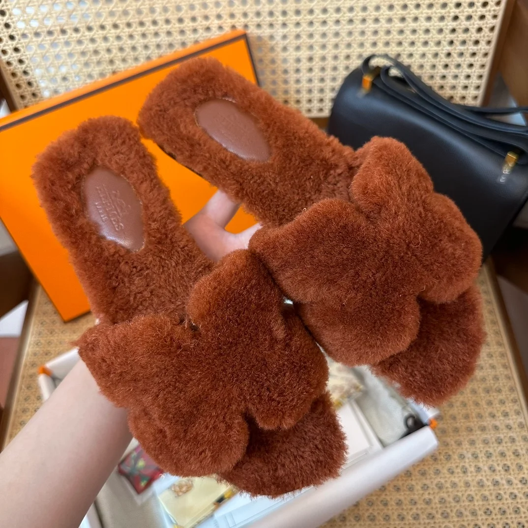 에르메스 시어링 오란 샌들 브라운