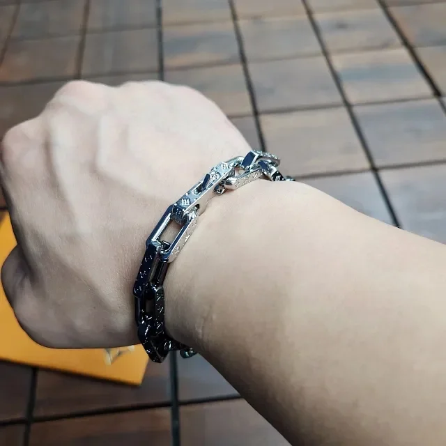 루이비통 모노그램 체인 팔찌 M00687