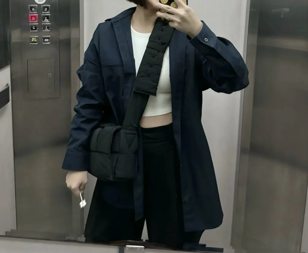 보테가 베네타 필로우 카세트 크로스 23 상세 이미지 4
