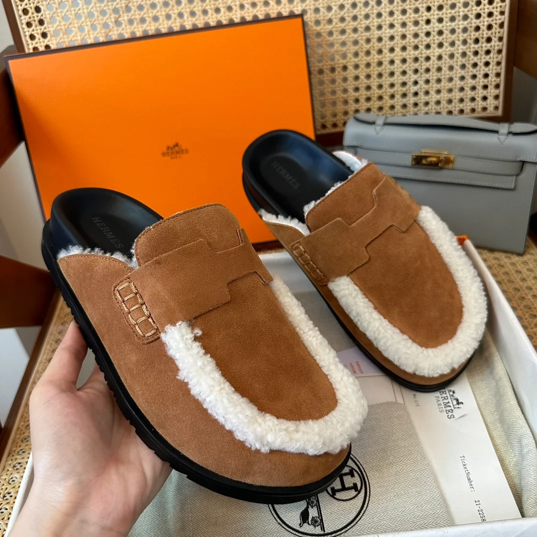 에르메스 GO 뮬 브라운