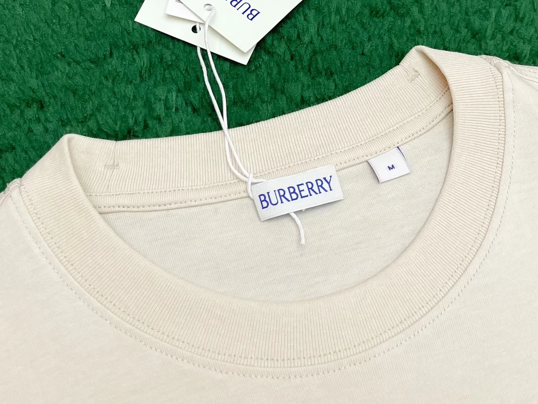 버버리 Bee 로고 코튼 티셔츠 베이지