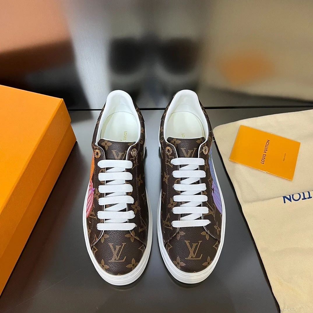 루이비통 LV x YK 타임 아웃 스니커즈