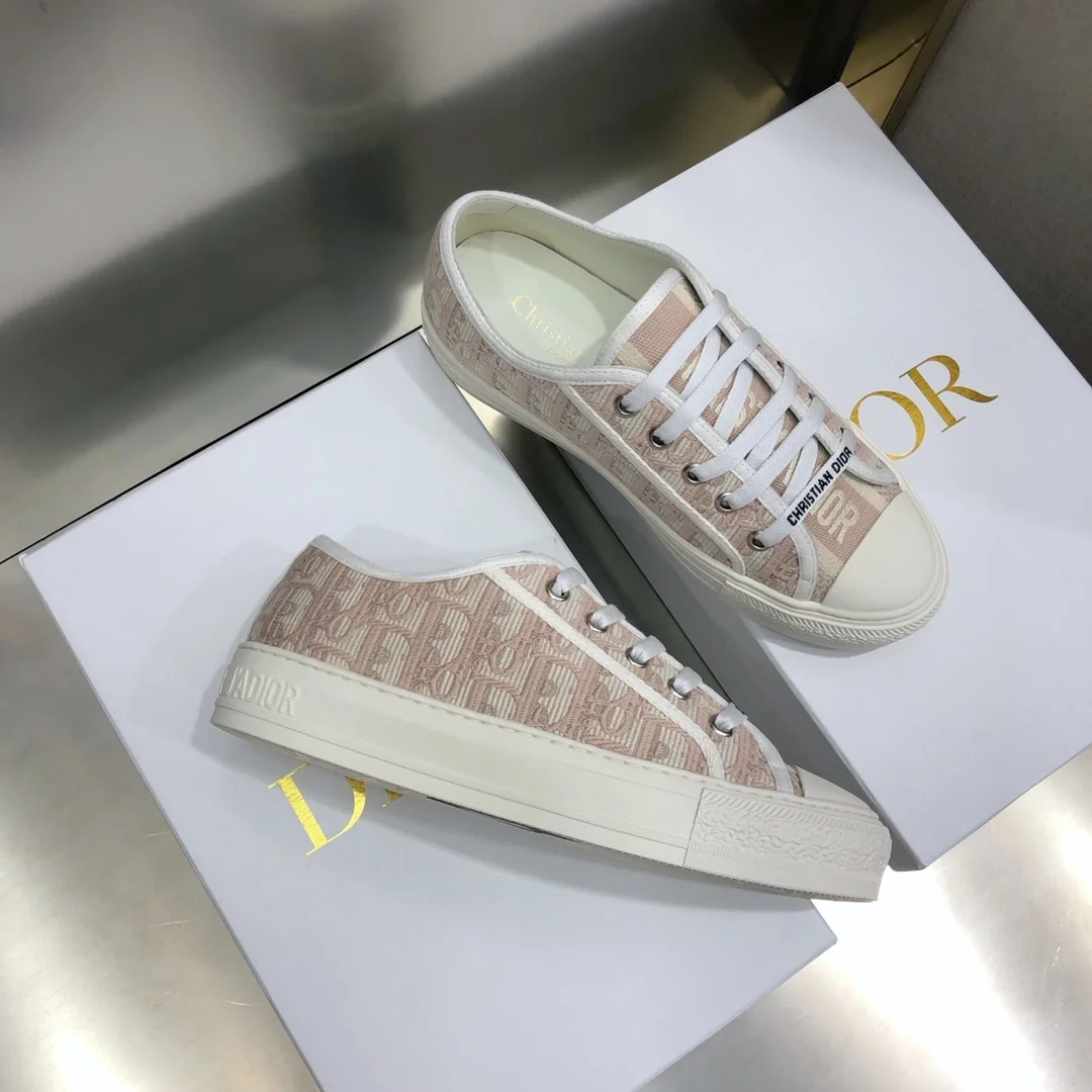 디올 Walk'n'Dior 스니커즈 누드 디올 자수