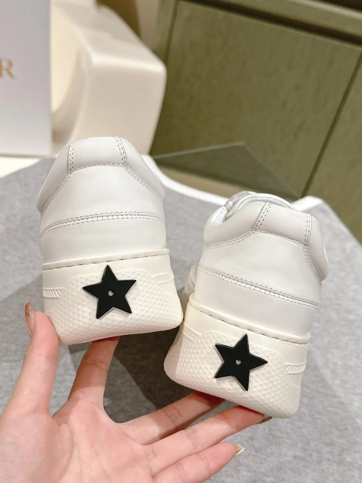 디올 star 스니커즈 화이트골드