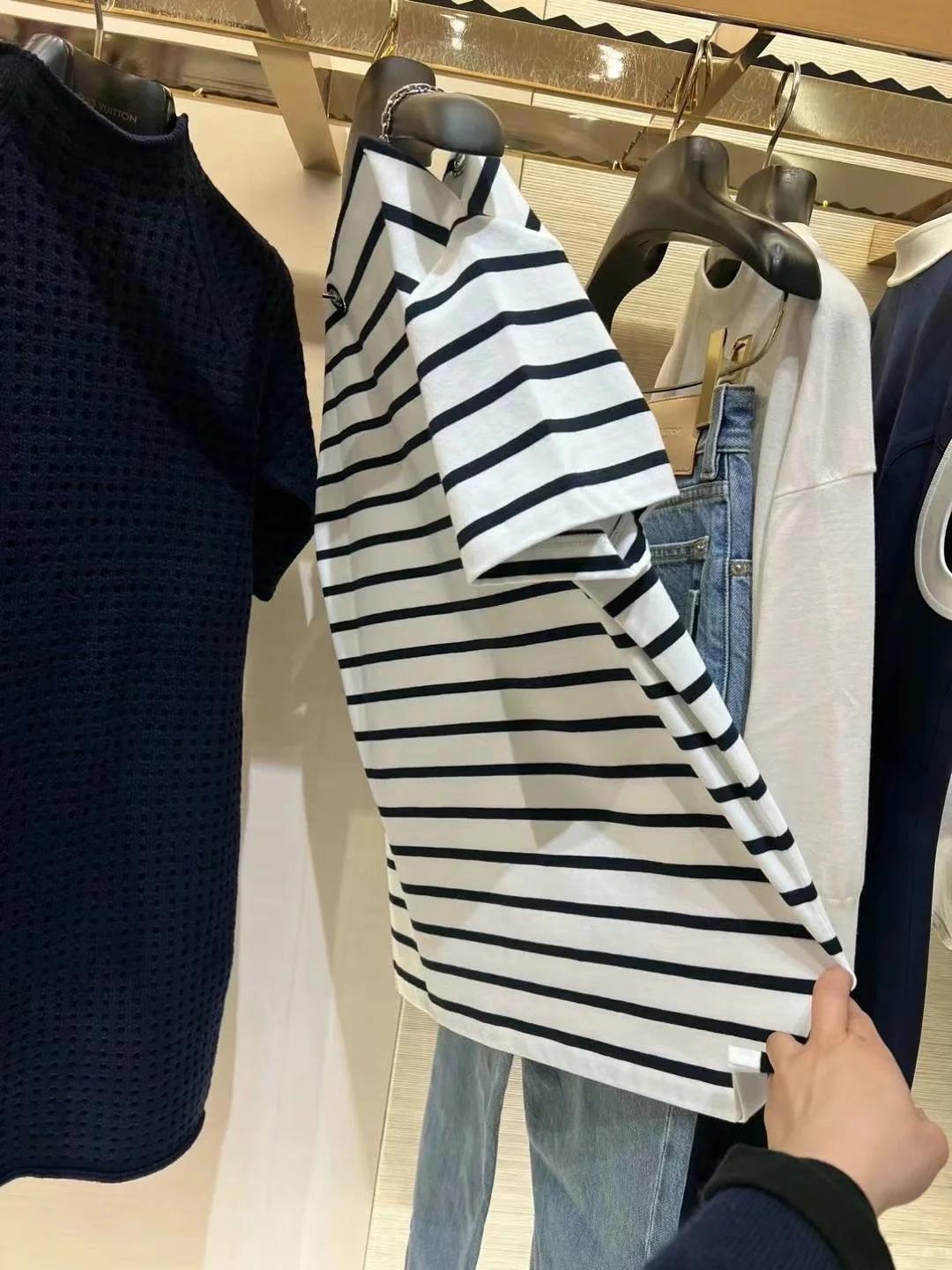 루이비통 스트라이프 앵커 티셔츠