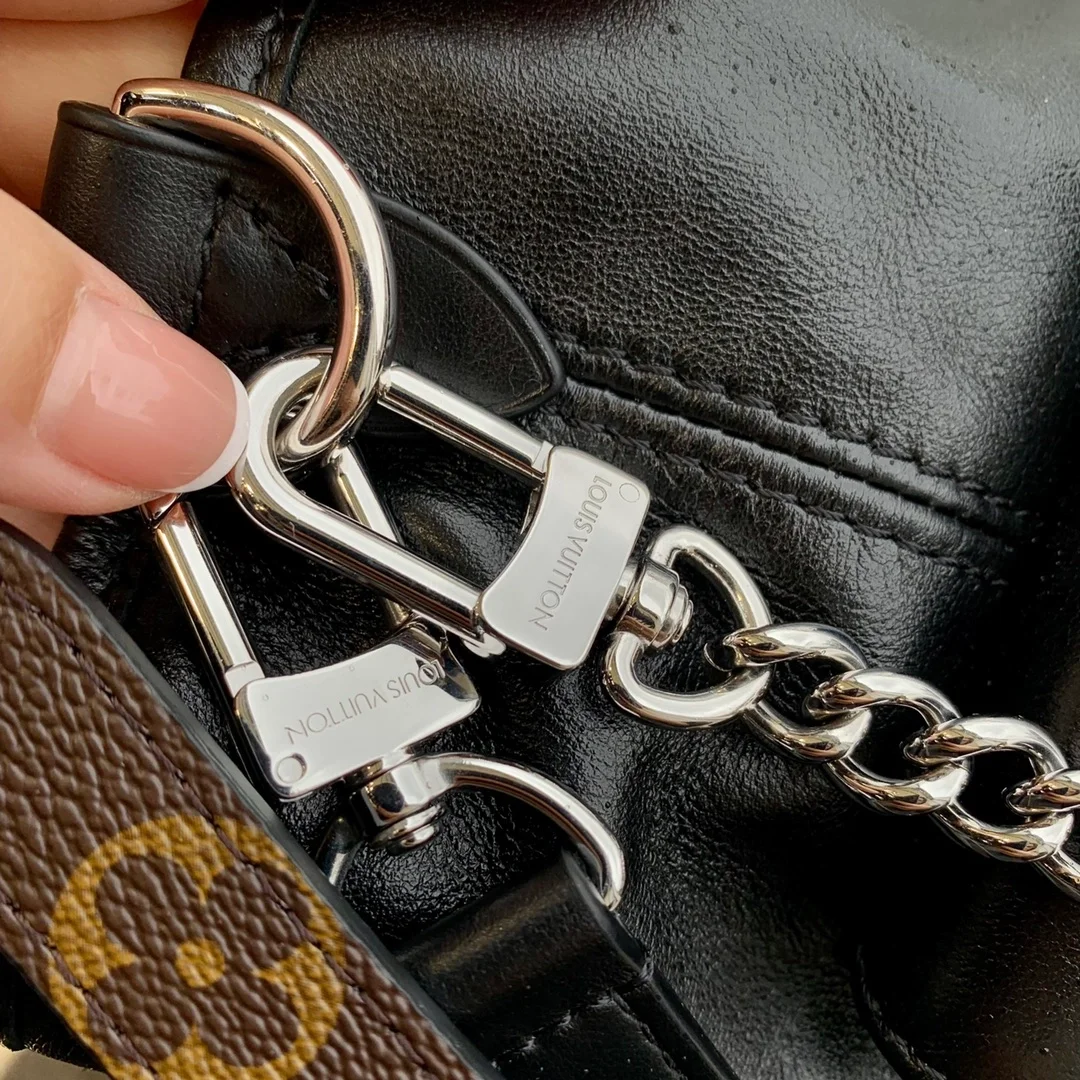 루이비통 캐리올 카고 PM 백 M24861