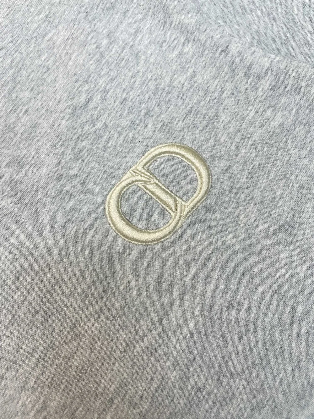 디올 CD 캐주얼 핏 티셔츠 그레이