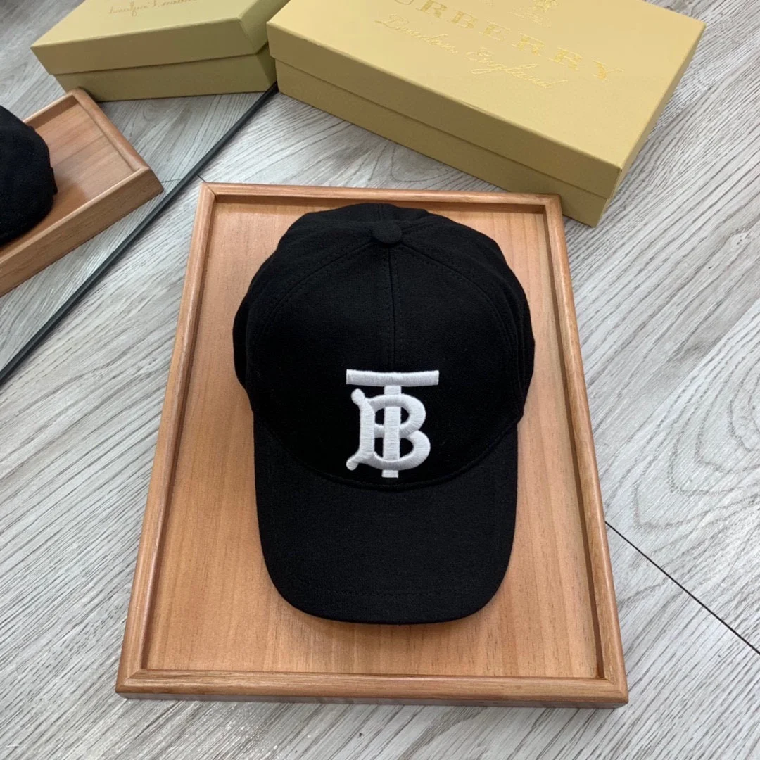 버버리 모노그램 모티프 코튼 베이스볼 볼캡