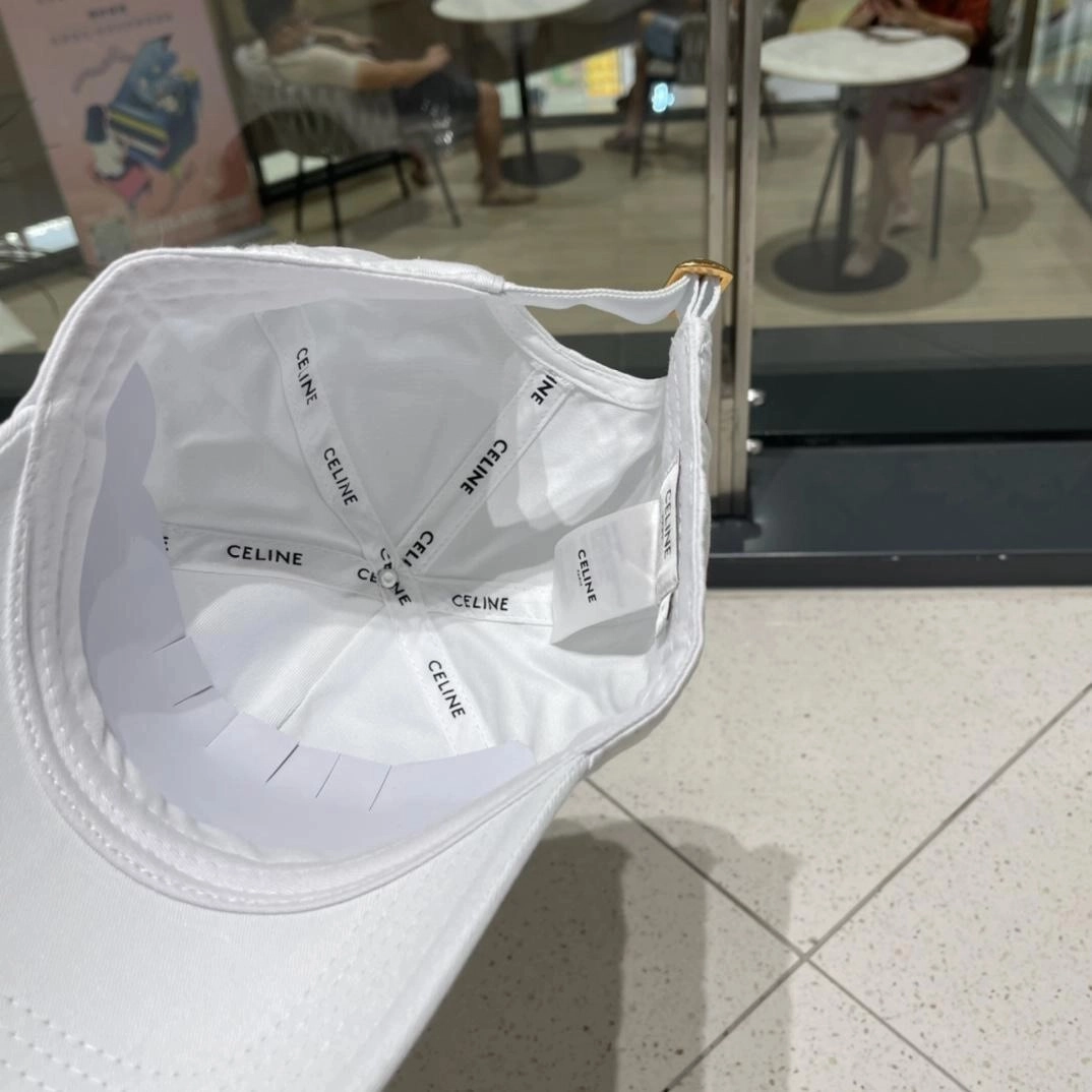 셀린느 트리옹프 화이트 코튼 베이스볼 캡