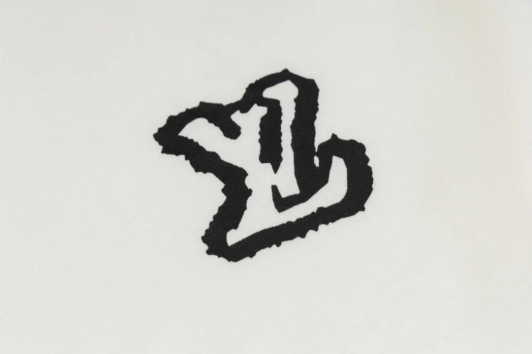 루이비통 LV 프린트 반소매 티셔츠 화이트
