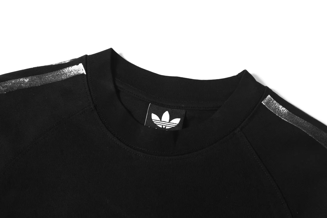 발렌시아가 x 아디다스 블랙 워싱 티셔츠 블랙