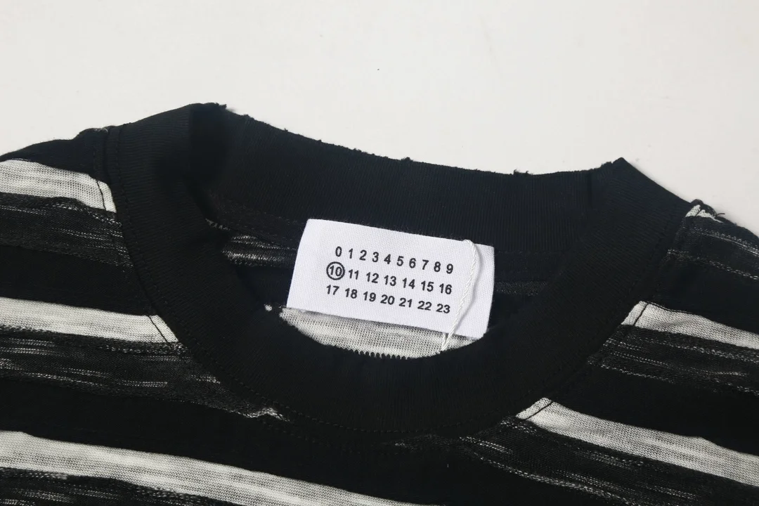 메종 마르지엘라 자카드 스트라이프 티셔츠