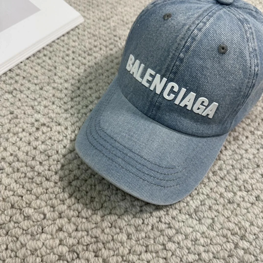 발렌시아가 라이트 블루 데님 베이스볼 캡
